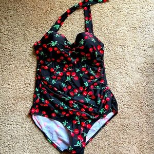 Cherry/pinup look swimsuit w halter